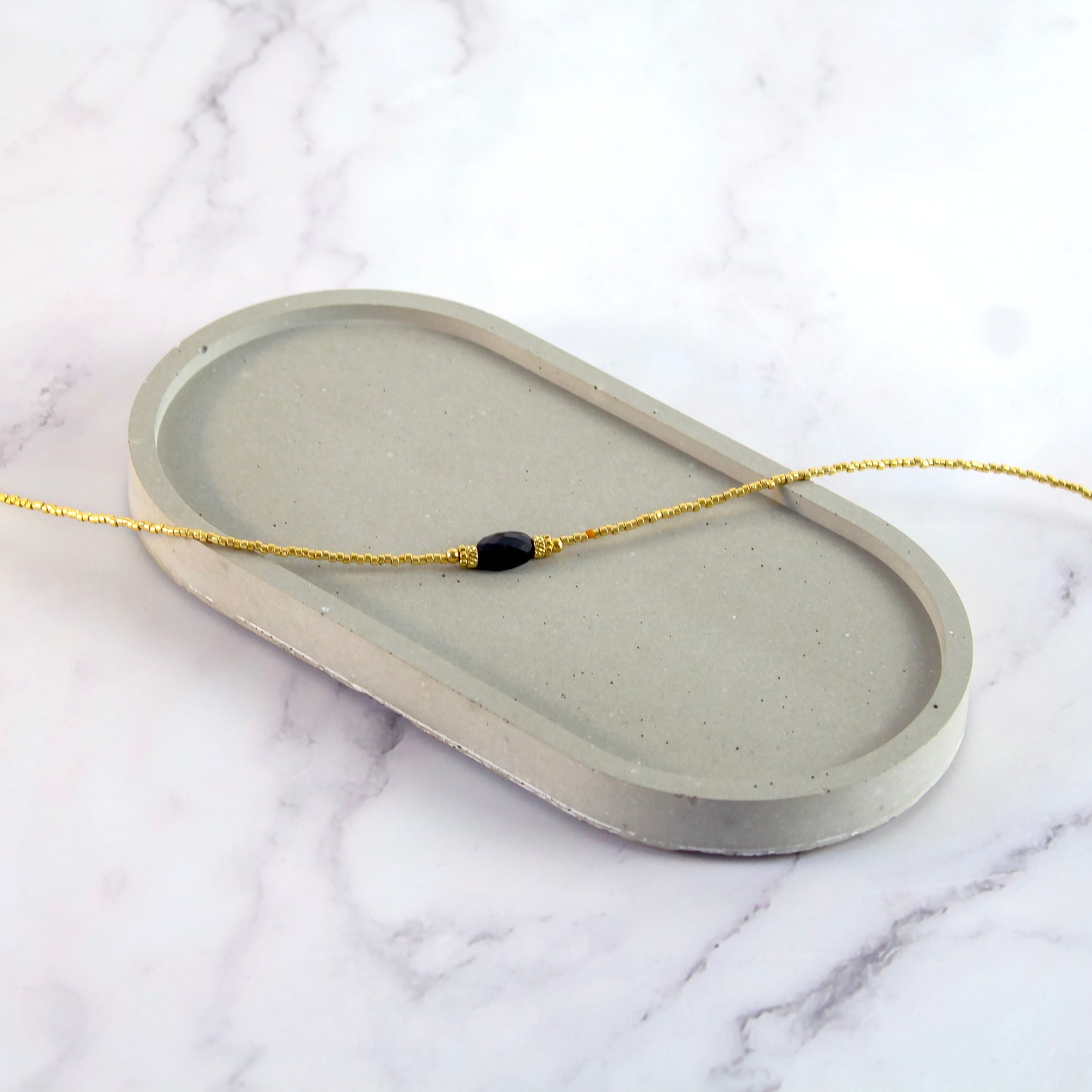 Halskette mit Schwarzen Perlen - Exklusives Design