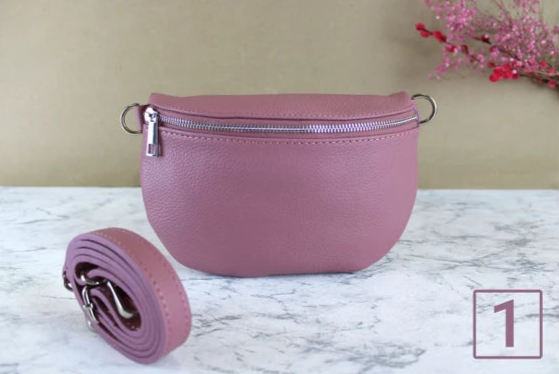 Rosa Ledertasche mit Riemen – Stilvolle Handtasche für Jeden Anlass